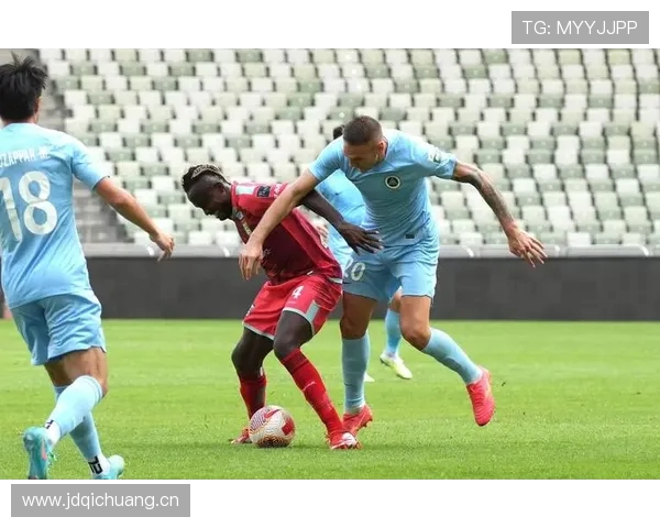 十人新鹏城客场发威杜加利奇破门助球队2-0领先三镇